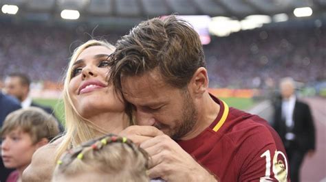 chanel totti quanti anni ha